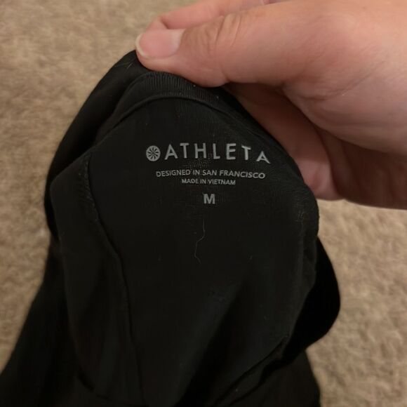 Athleta medium high low tank top - Picture 5 of 5